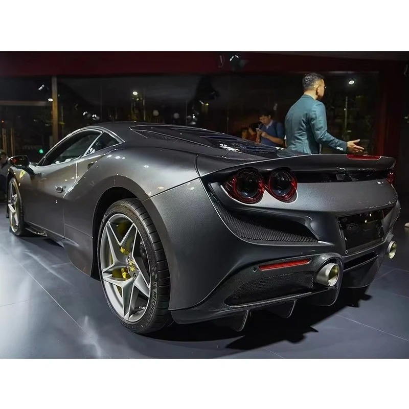 Dry Carbon Fiber OEM Rear Diffuser Car Body Kits for F8 Rear Bumper Diffuser High Quality Fast Delivery